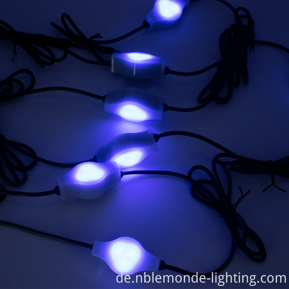 LED solar string lights for holiday season